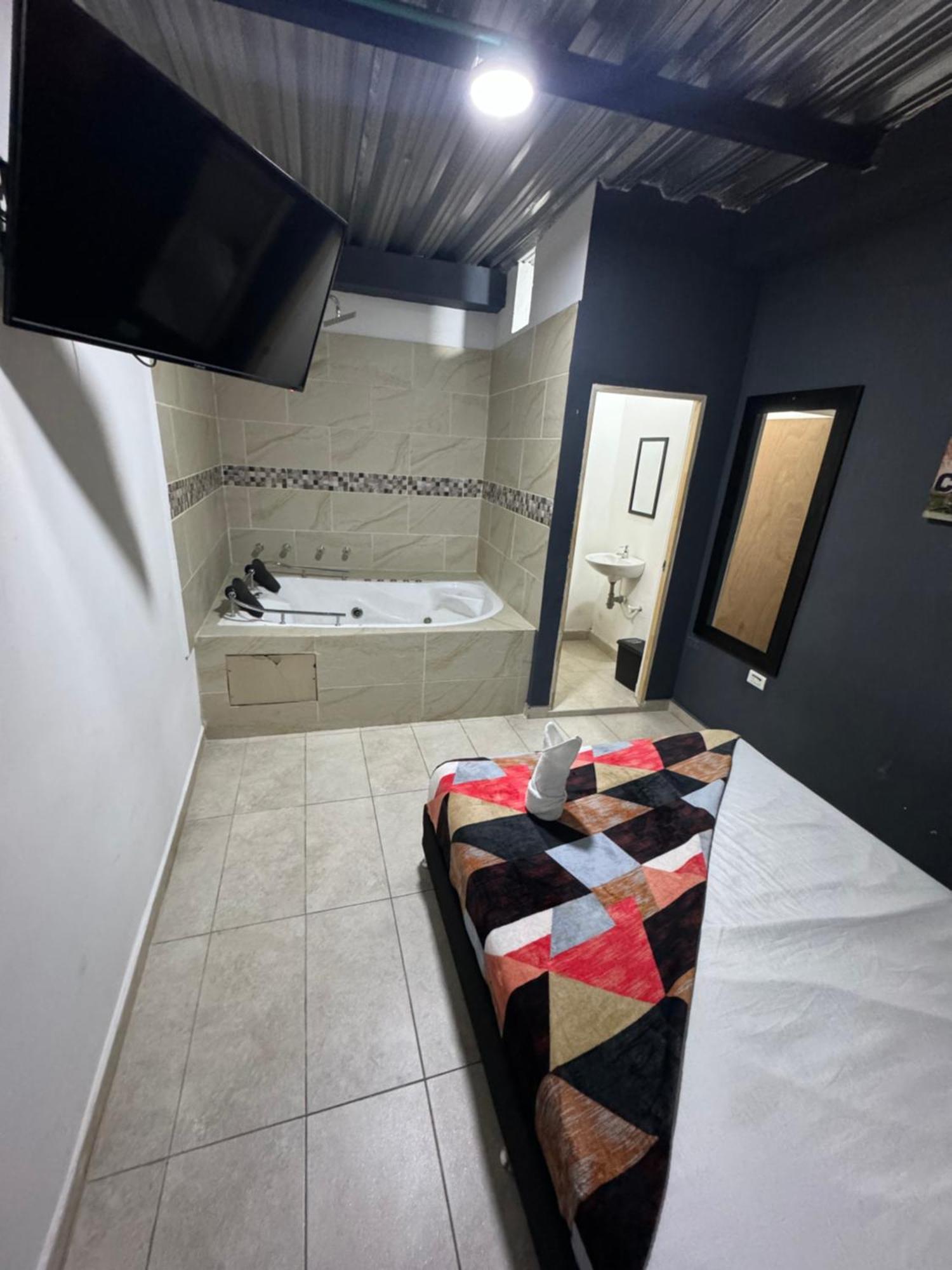 Hotel Select Medellín Dış mekan fotoğraf