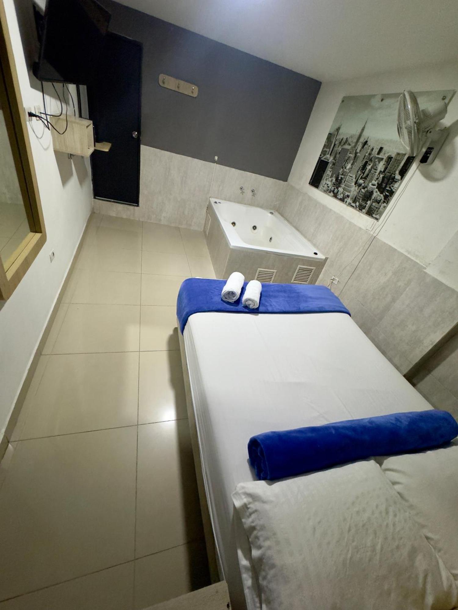 Hotel Select Medellín Dış mekan fotoğraf
